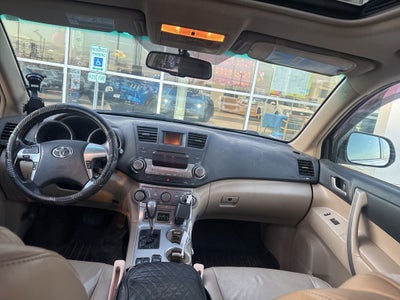 2011 Toyota Highlander SE
