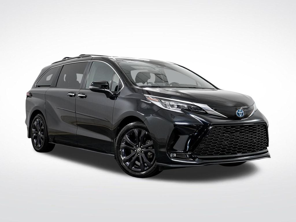 2024 Toyota Sienna XSE 7 Passenger