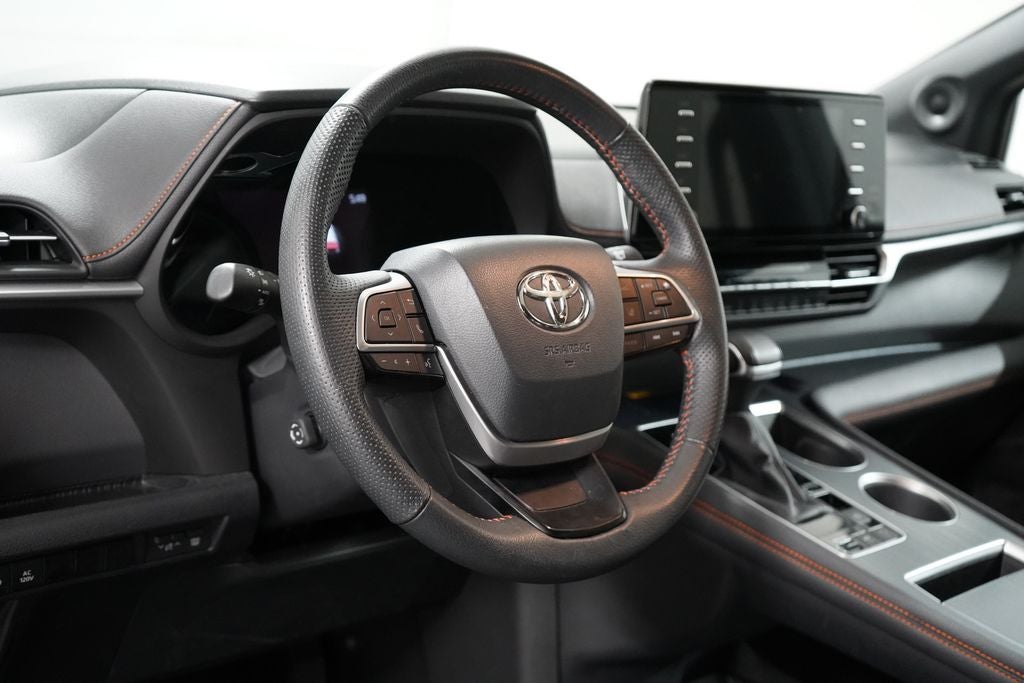 2024 Toyota Sienna XSE 7 Passenger