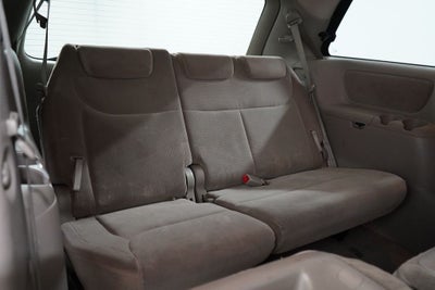 2004 Toyota Sienna LE
