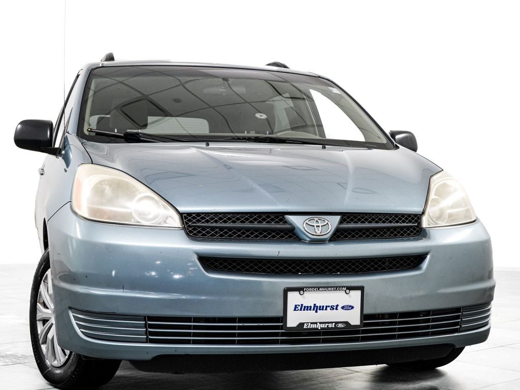 2004 Toyota Sienna LE