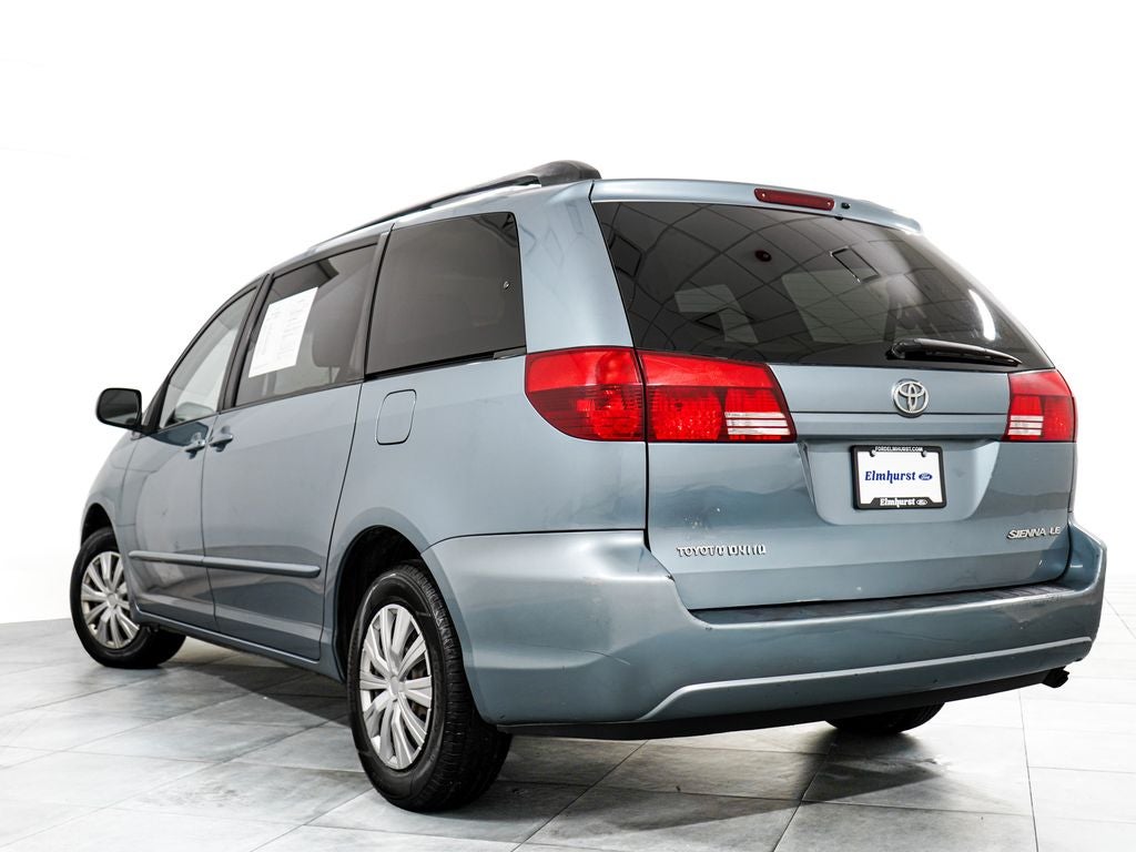 2004 Toyota Sienna LE