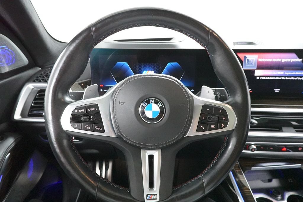 2023 BMW X7 M60i