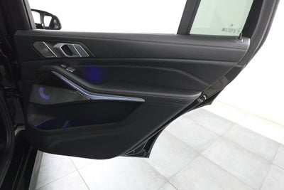 2023 BMW X7 M60i