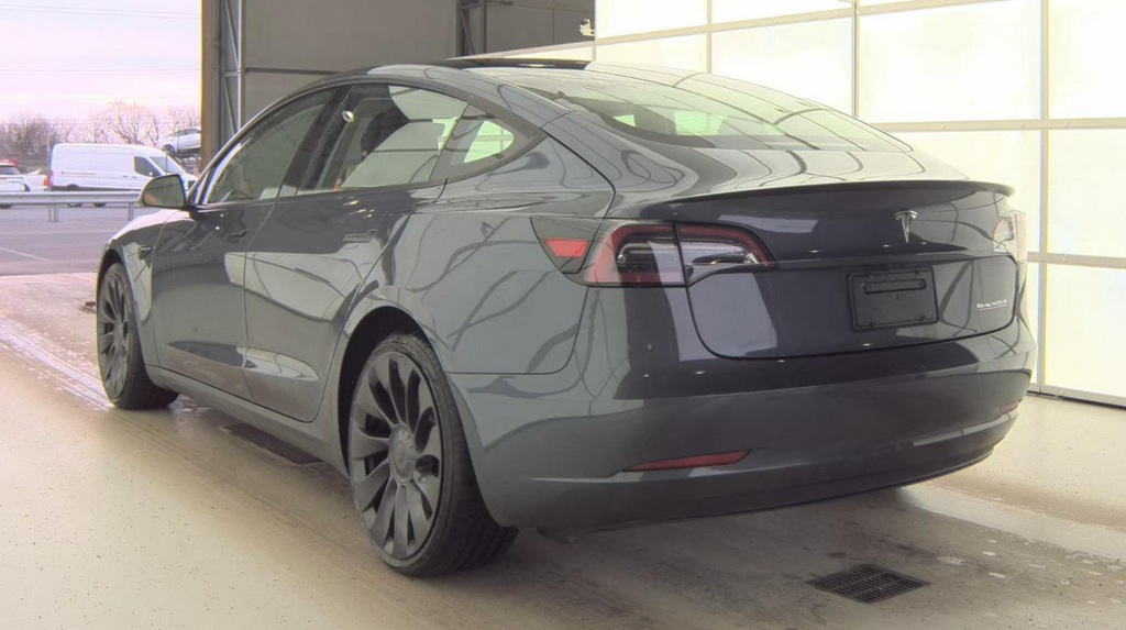 2023 Tesla Model 3 Performance