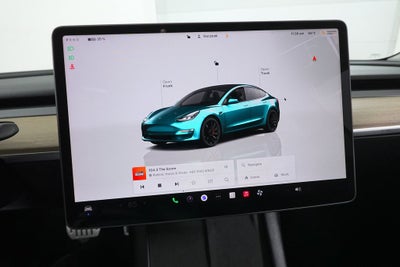 2023 Tesla Model 3 Performance