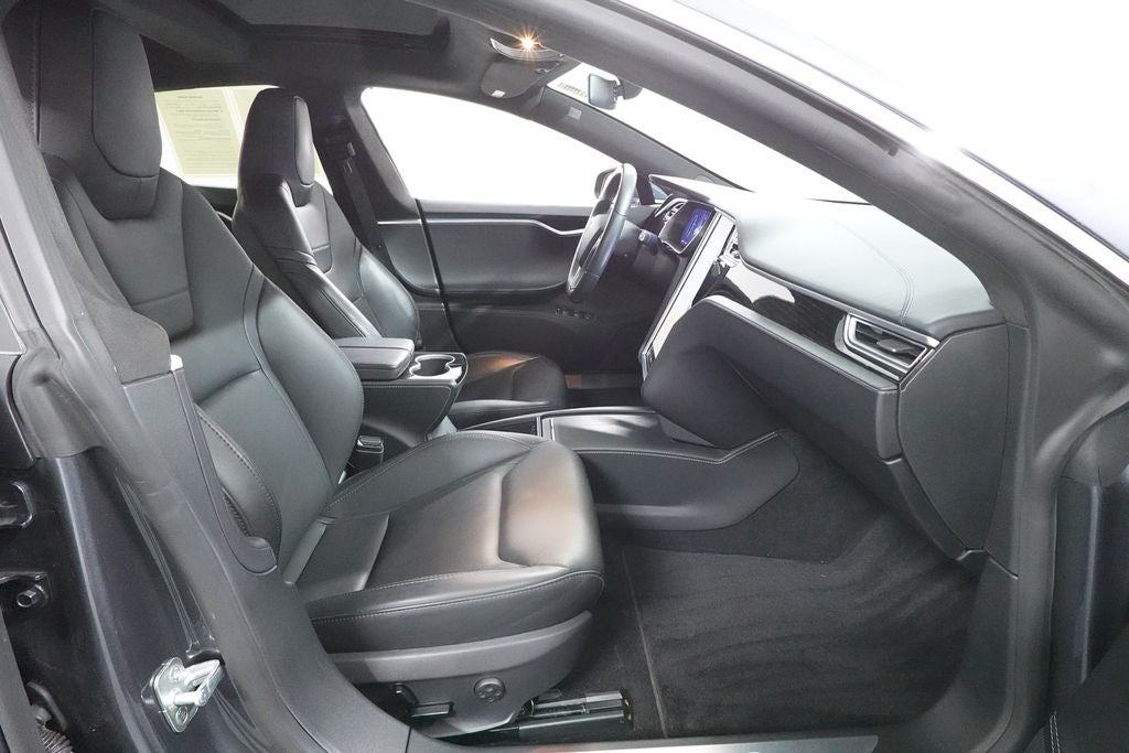 2016 Tesla Model S 70D
