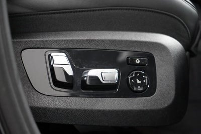 2023 BMW XM Base