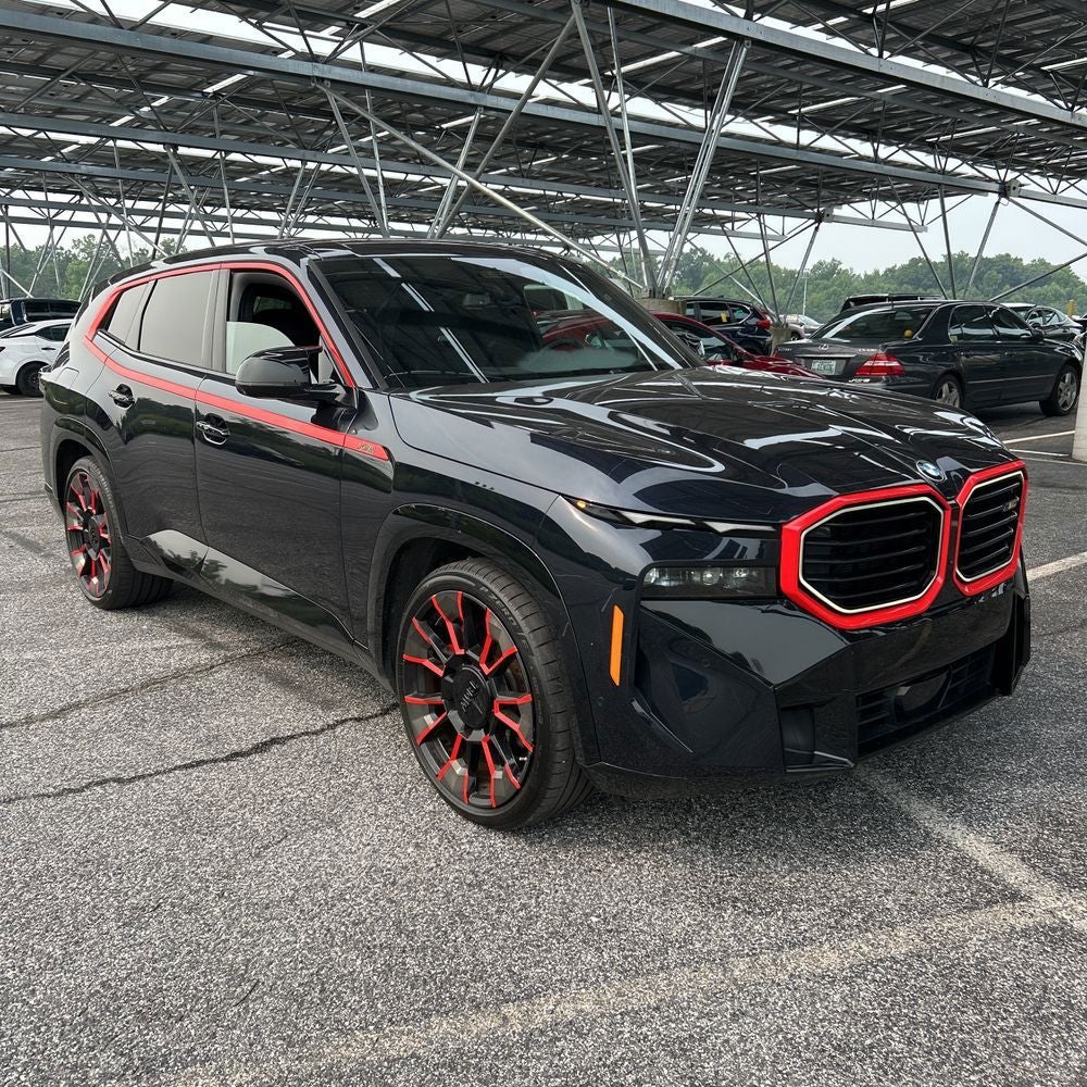 2023 BMW XM Base