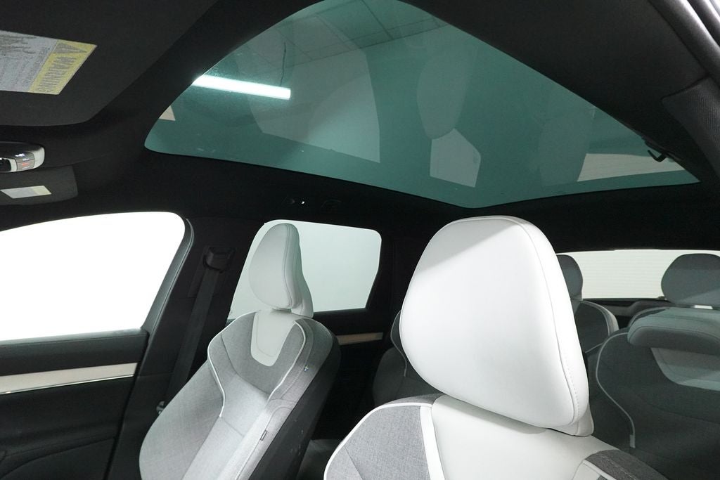 2025 Volvo EX90 Twin Motor Ultra 6-Seater