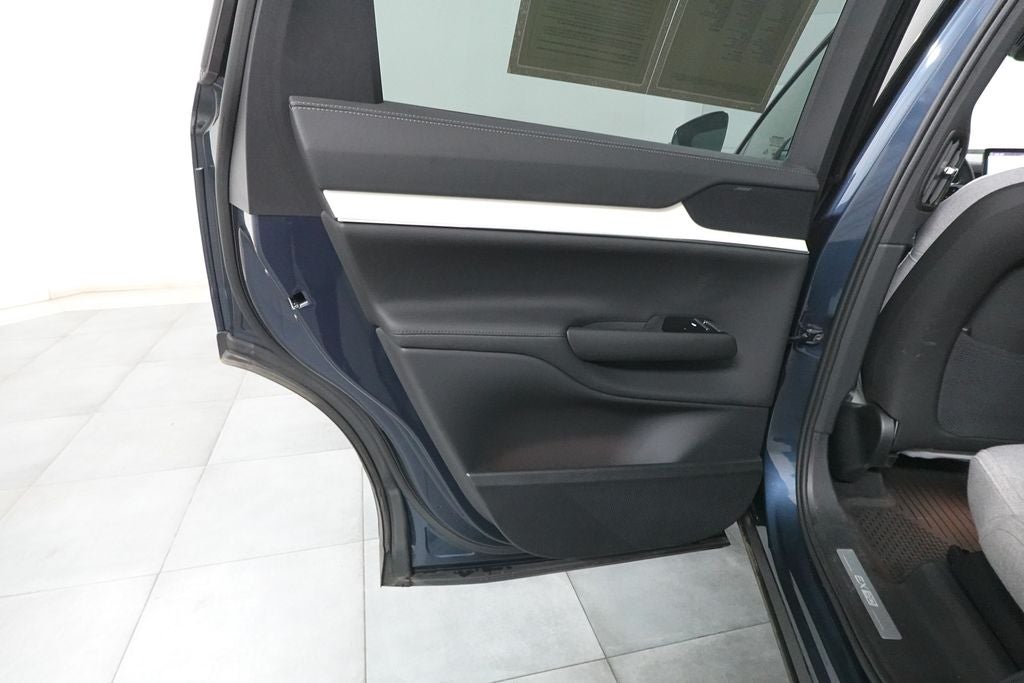 2025 Volvo EX90 Twin Motor Ultra 6-Seater