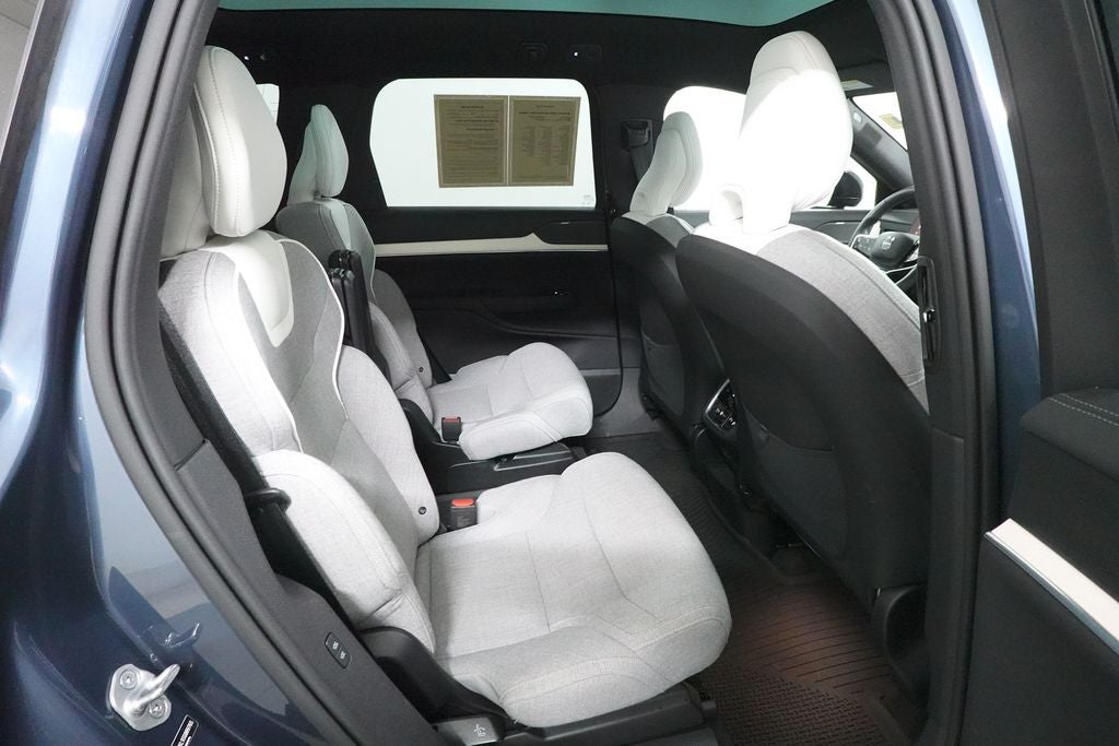 2025 Volvo EX90 Twin Motor Ultra 6-Seater