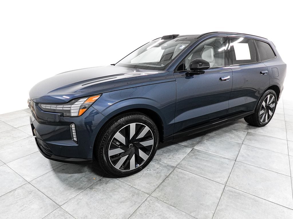 2025 Volvo EX90 Twin Motor Ultra 6-Seater