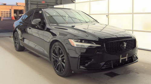 2023 Volvo S60 Recharge Plug-In Hybrid T8 Plus Black Edition