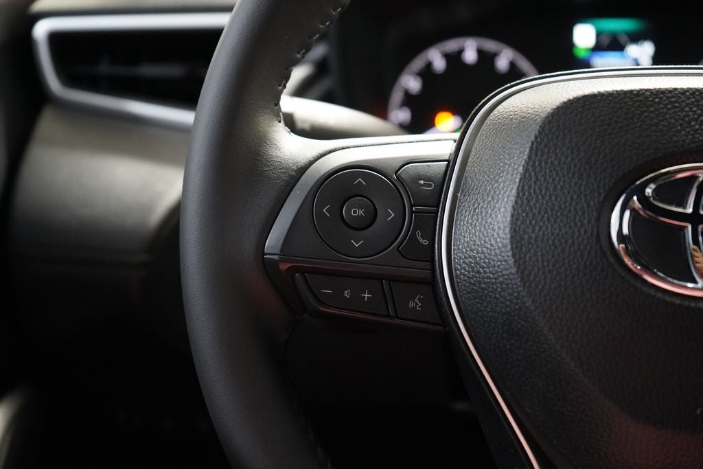 2025 Toyota Corolla Cross Hybrid SE