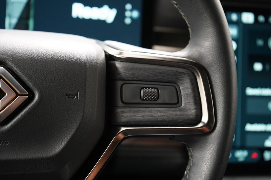 2023 Rivian R1S Adventure Quad Motor Large Pack