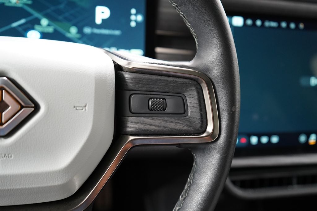 2023 Rivian R1S Adventure
