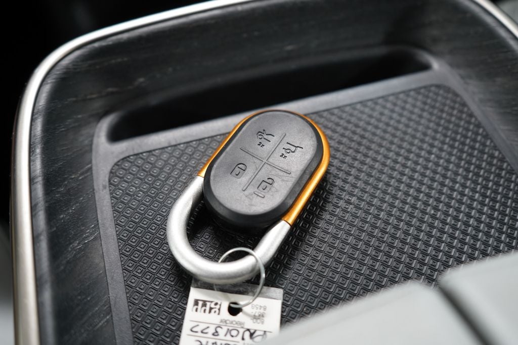 2023 Rivian R1S Adventure