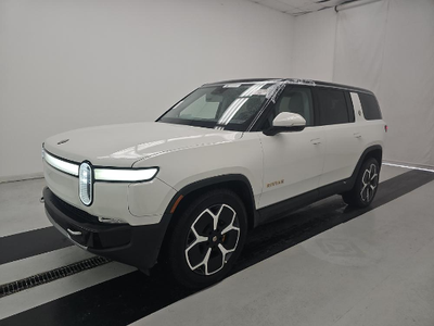2023 Rivian R1S Adventure