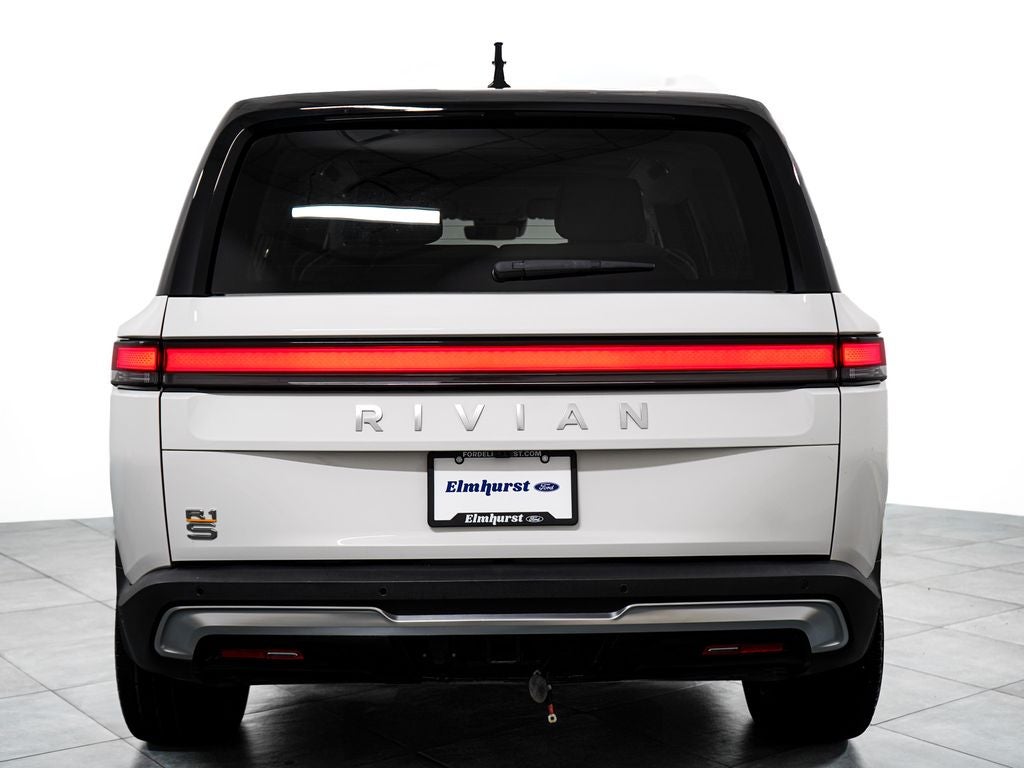 2023 Rivian R1S Adventure