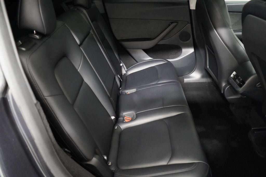 2025 Tesla Model Y Long Range