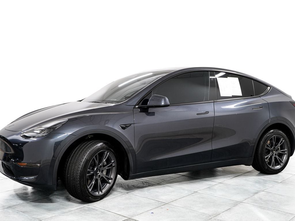 2025 Tesla Model Y Long Range