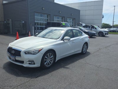2015 INFINITI Q50 Hybrid Premium