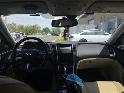 2015 INFINITI Q50 Hybrid Premium