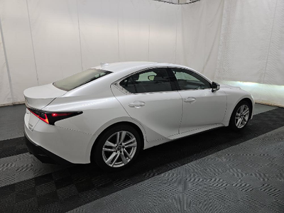 2024 Lexus IS 300