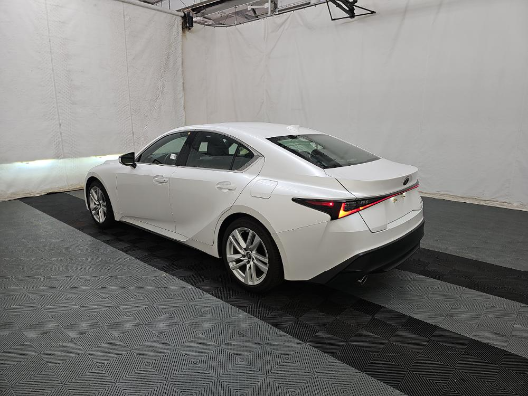 2024 Lexus IS 300