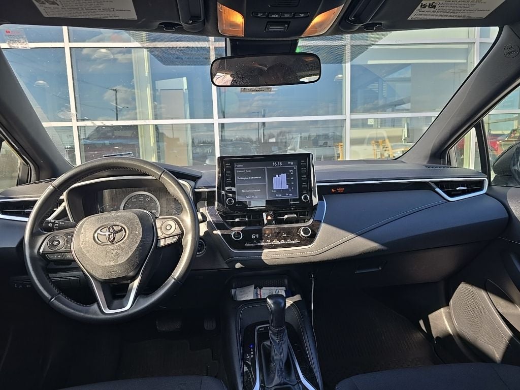 2022 Toyota Corolla Hatchback SE