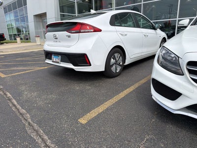 2017 Hyundai Ioniq Hybrid Blue