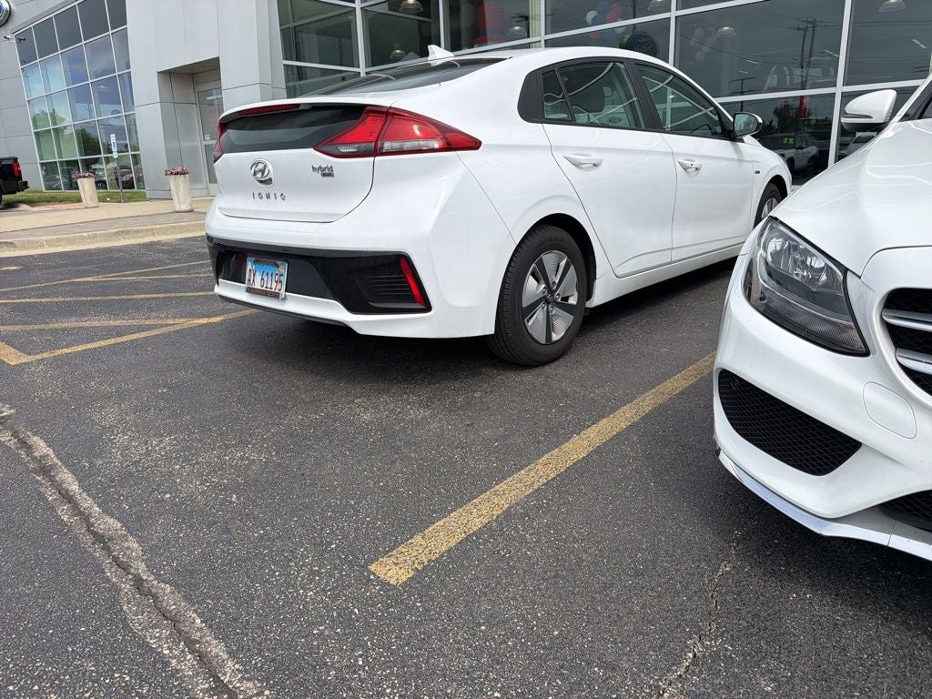 2017 Hyundai Ioniq Hybrid Blue