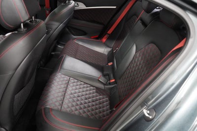2023 Genesis G70 3.3T