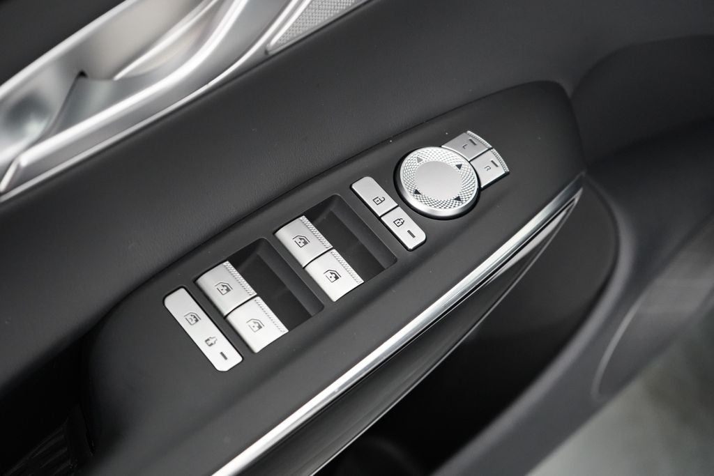 2025 Genesis GV70 2.5T