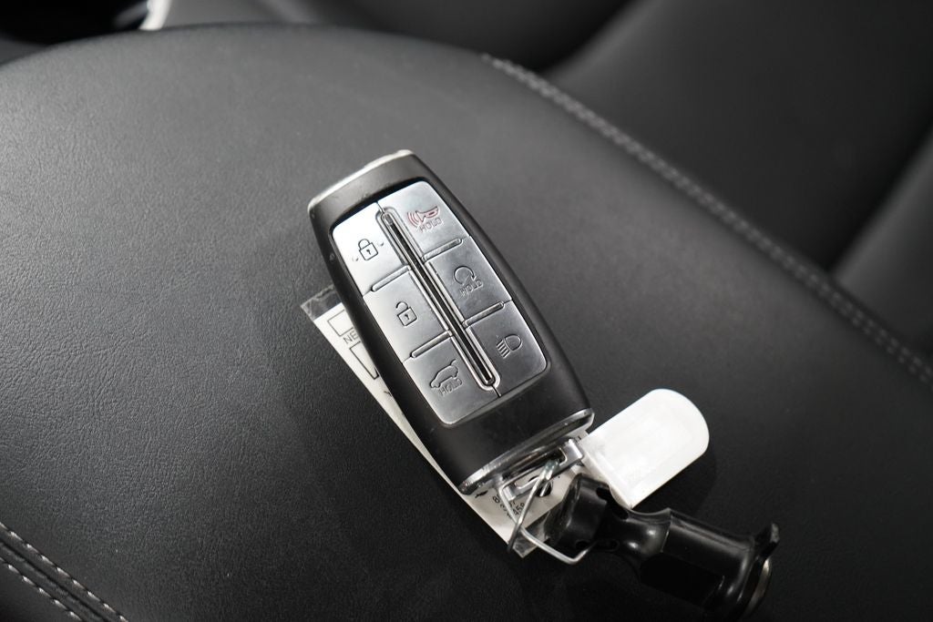 2025 Genesis GV70 2.5T