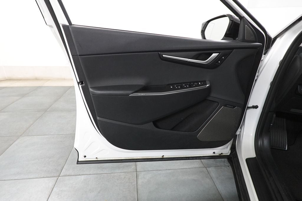 2023 Kia EV6 Wind