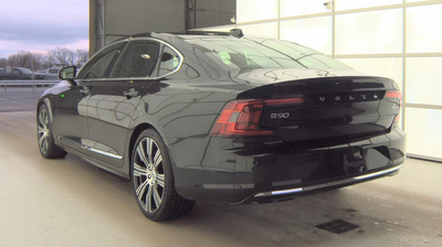 2025 Volvo S90 B6 Plus