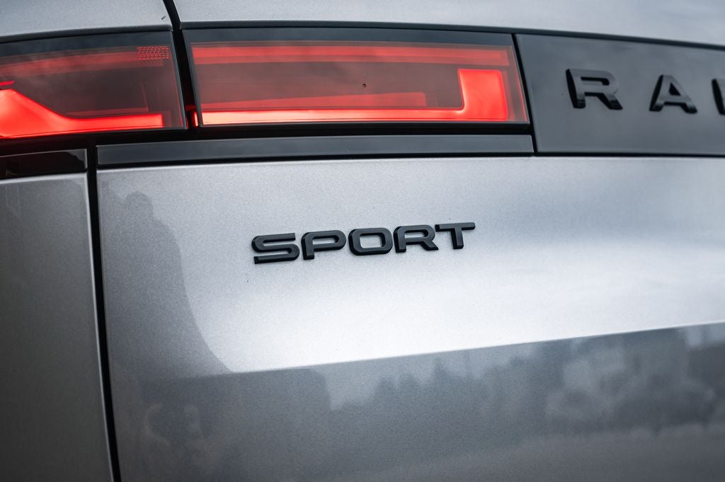 2024 Land Rover Range Rover Sport SE