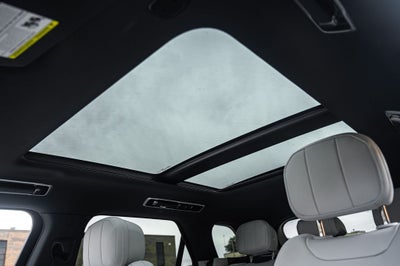 2024 Land Rover Range Rover Sport SE