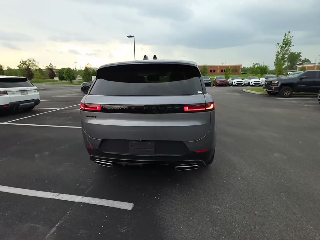 2024 Land Rover Range Rover Sport SE
