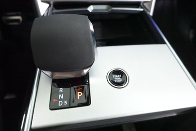 2024 Land Rover Range Rover SE