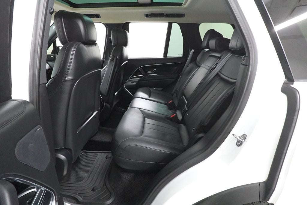 2024 Land Rover Range Rover SE