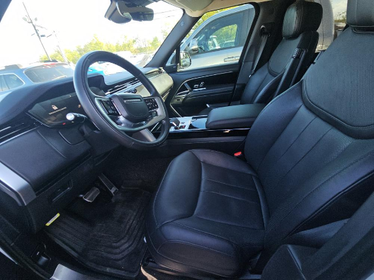 2024 Land Rover Range Rover SE