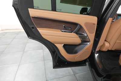 2023 Land Rover Range Rover SE