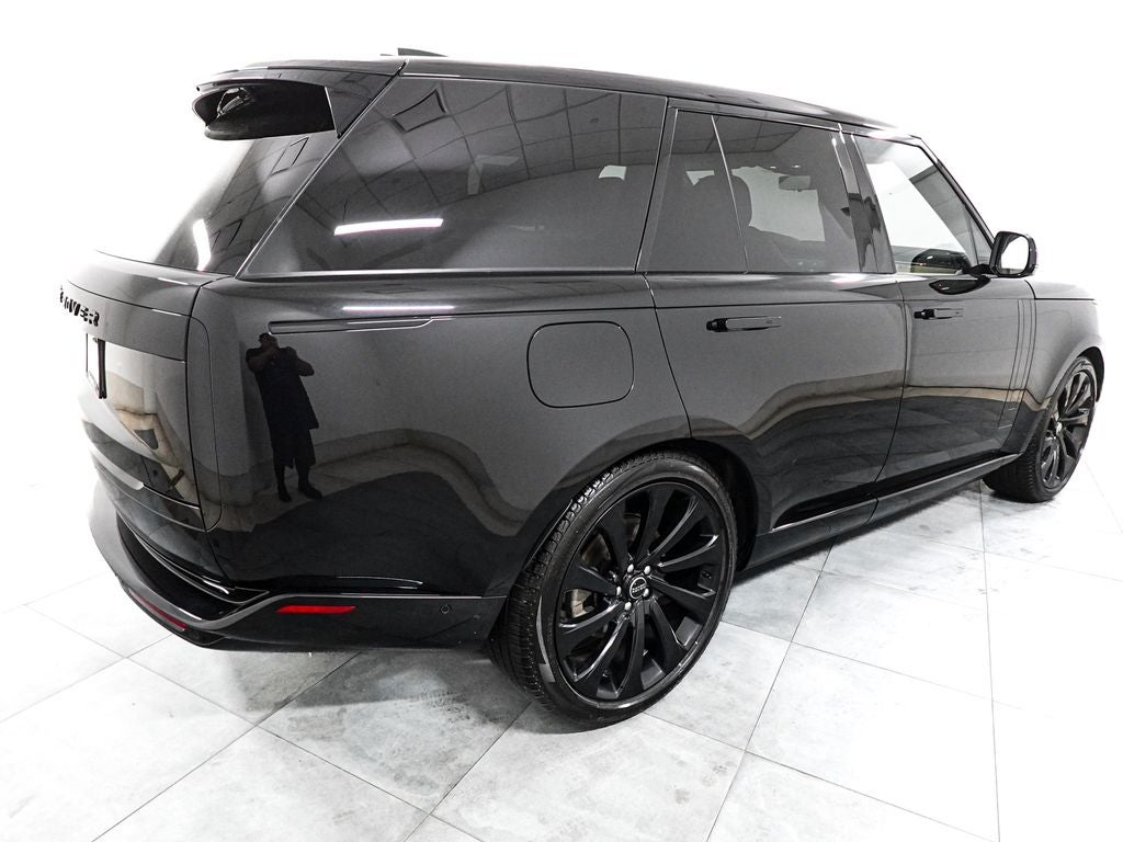2023 Land Rover Range Rover SE