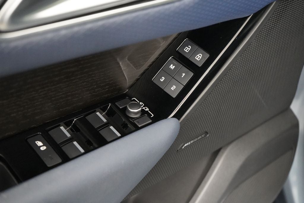 2023 Land Rover Range Rover Velar R-Dynamic S MHEV