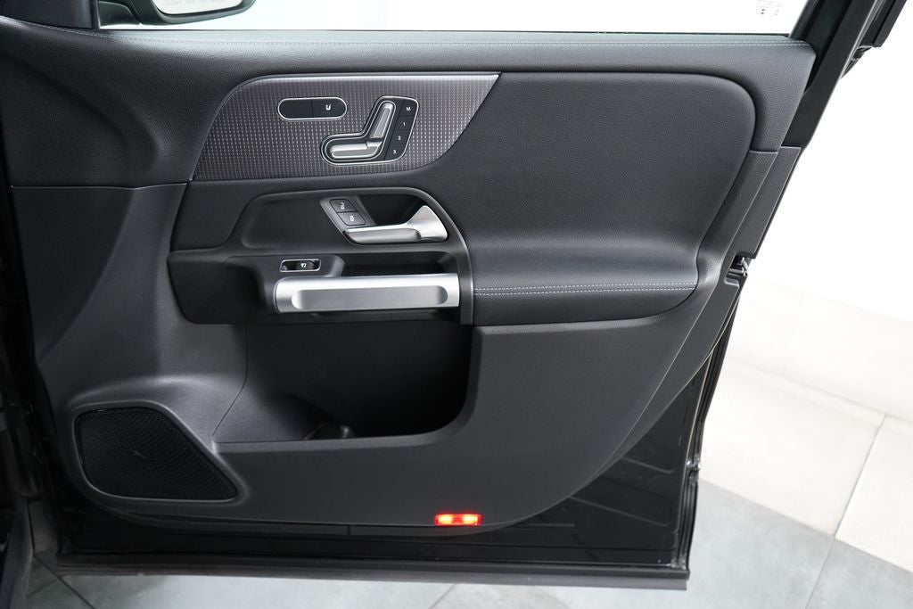 2023 Mercedes-Benz EQB 300 4MATIC®
