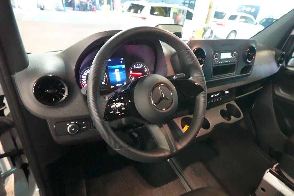 2025 Mercedes-Benz Sprinter 2500 Cargo 144 WB