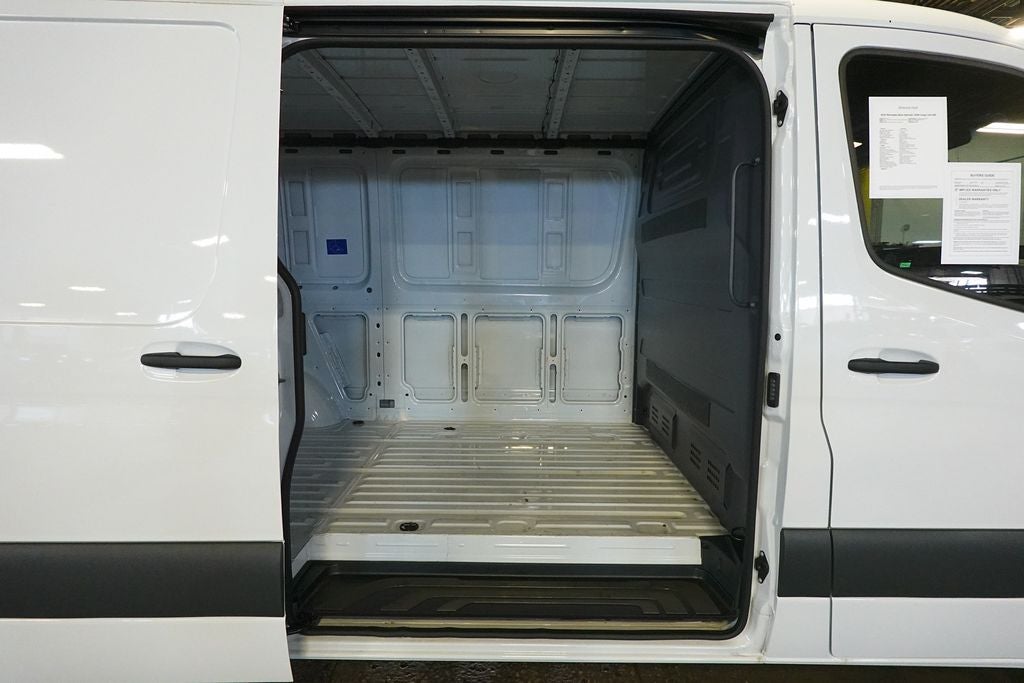 2025 Mercedes-Benz Sprinter 2500 Cargo 144 WB